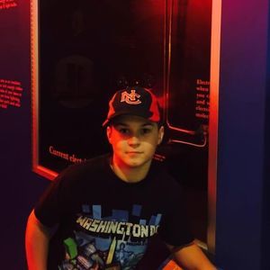 Meet your Posher, Lyndall